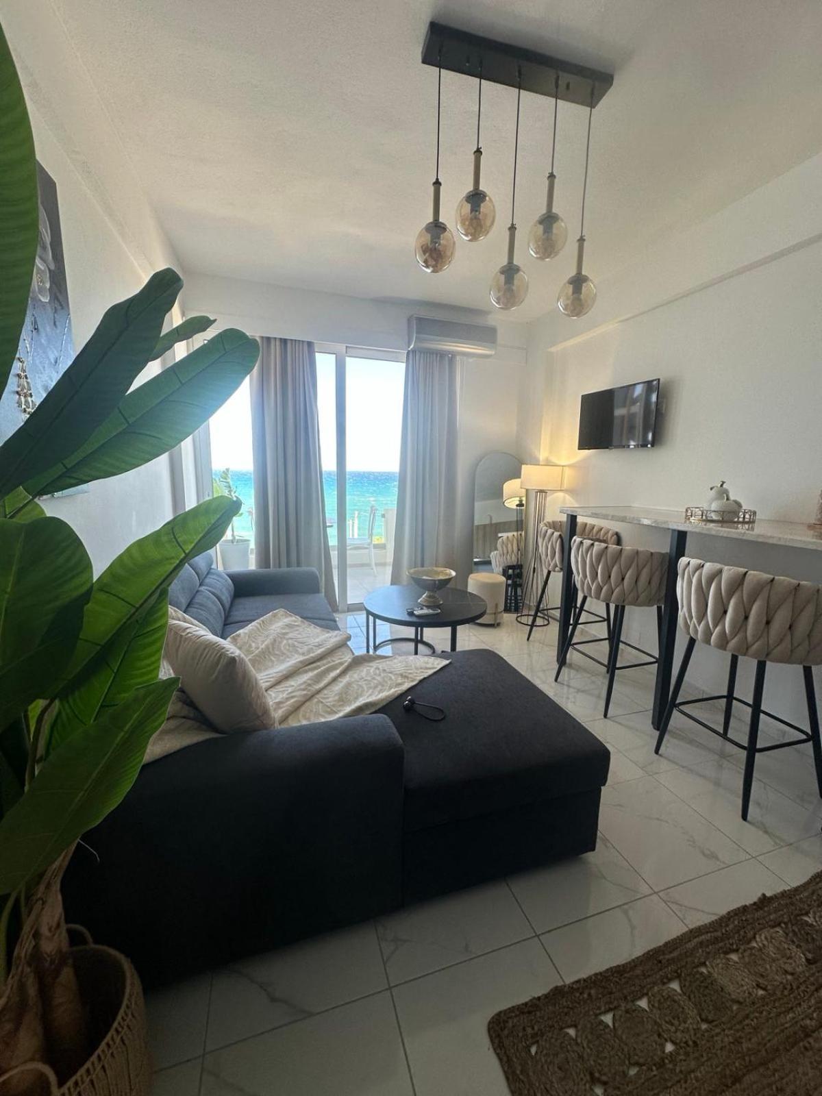 Stella & Eleni Suite With Shared Pool & Open View คาลามากิ ภายนอก รูปภาพ